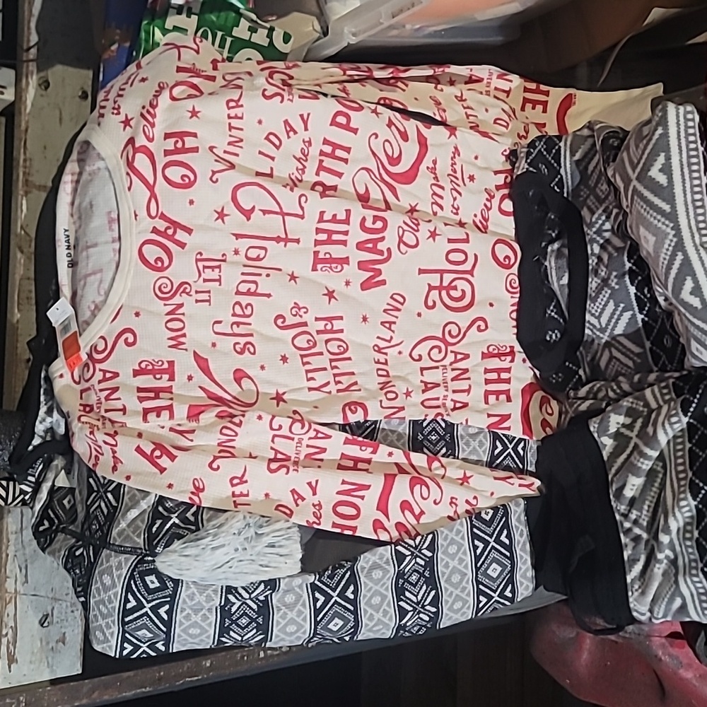 Old Navy Festive Red, White & Black Holiday Sleepware Lot Of 4 Size S
